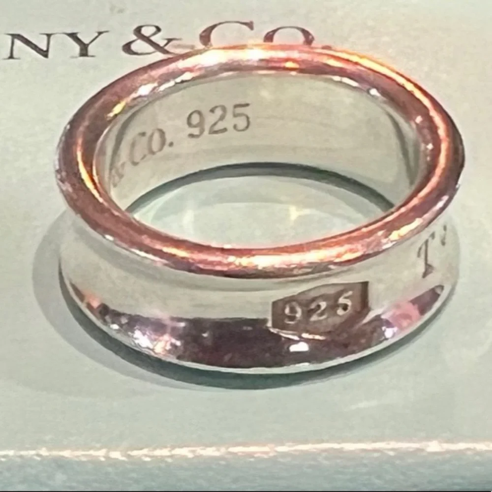 TIFFANY AND COMPANY 1837 STERLING SILVER BAND RING | SIZE 5 - Picture 4 of 12